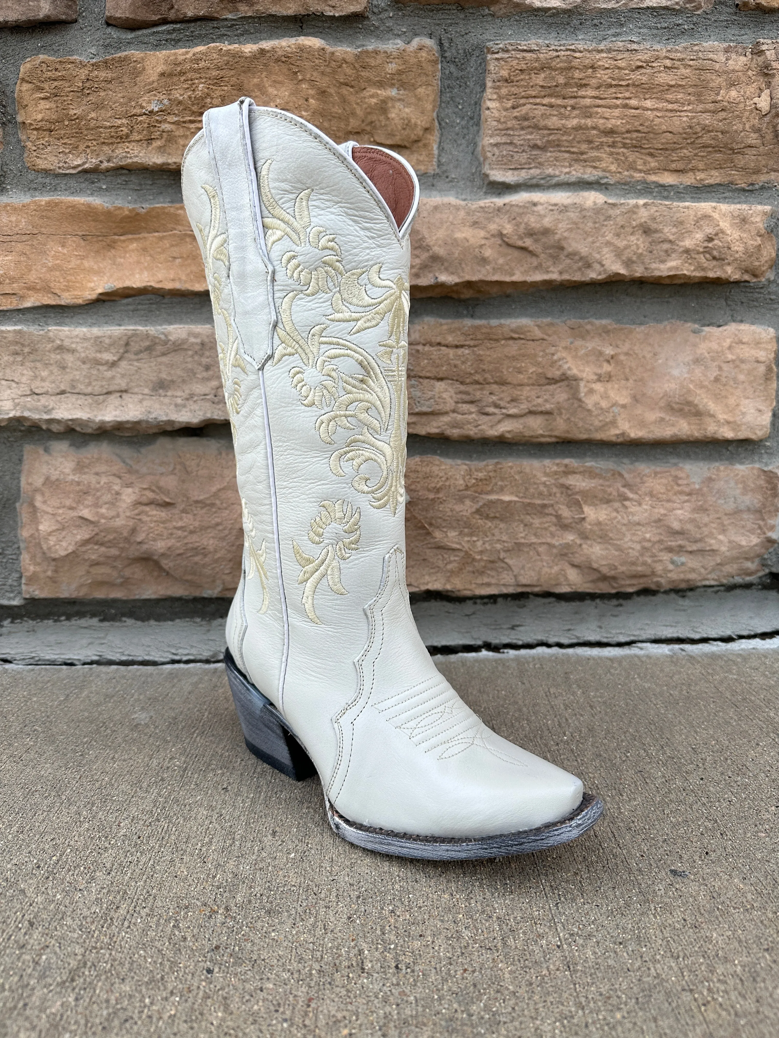 Women's Tanner Mark White Embroidered Boots Snip Toe